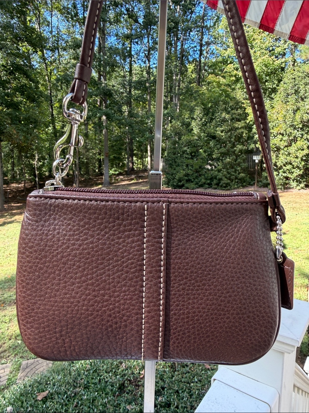 Coach Y2K SoHo NWT Pebbled Leather Mahogany small Wristlet